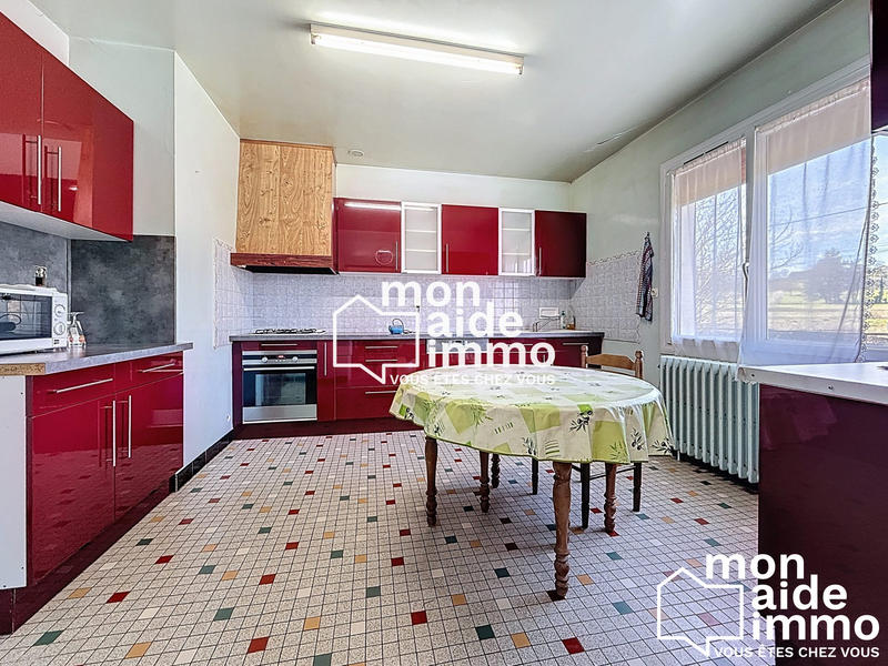 Maison - 180 m² - 4 pièces