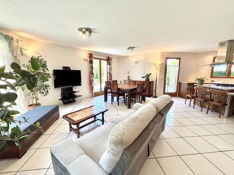 Maison - 120 m² - 6 pièces