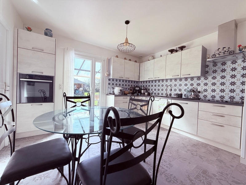 Maison - 144 m² - 6 pièces