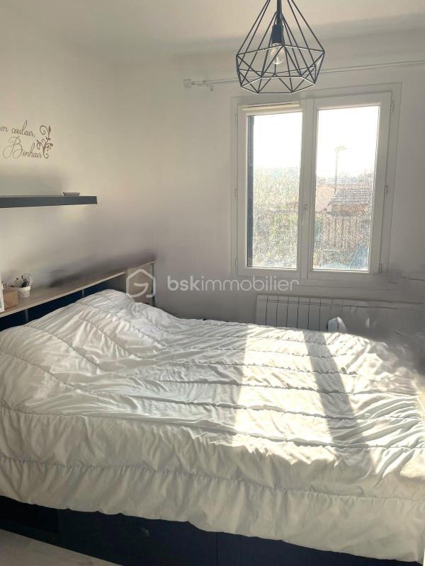 Maison traditionnelle - 106 m² - 5 pièces