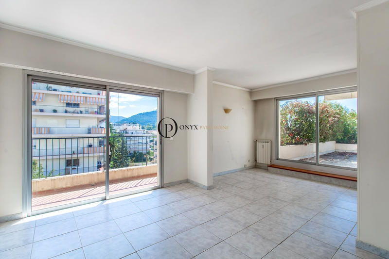 Appartement - 144 m² - 4 pièces