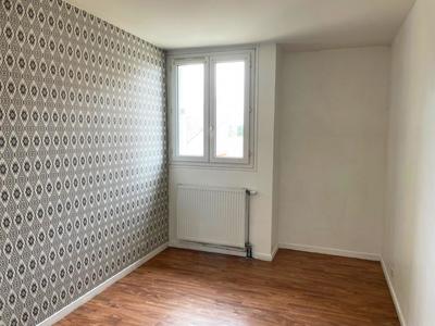 Appartement - 75 m² - 3 pièces