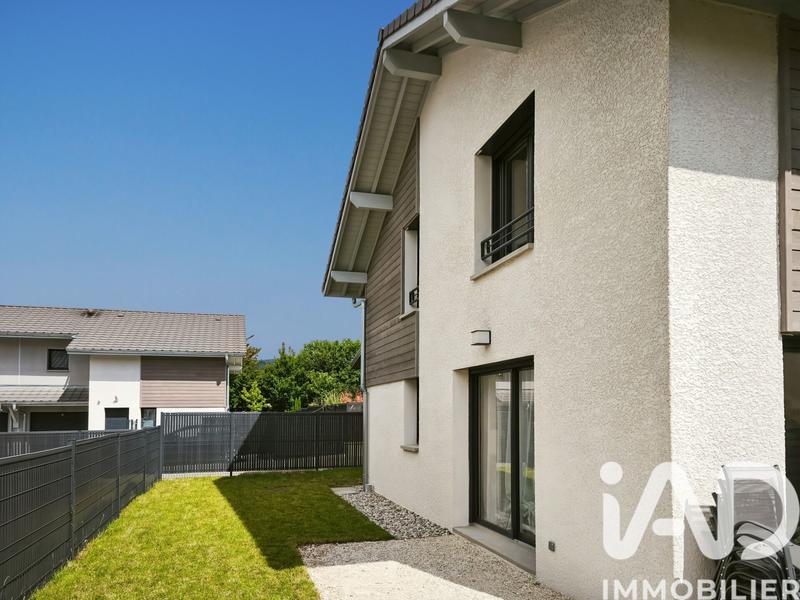 Maison - 98 m² - 4 pièces