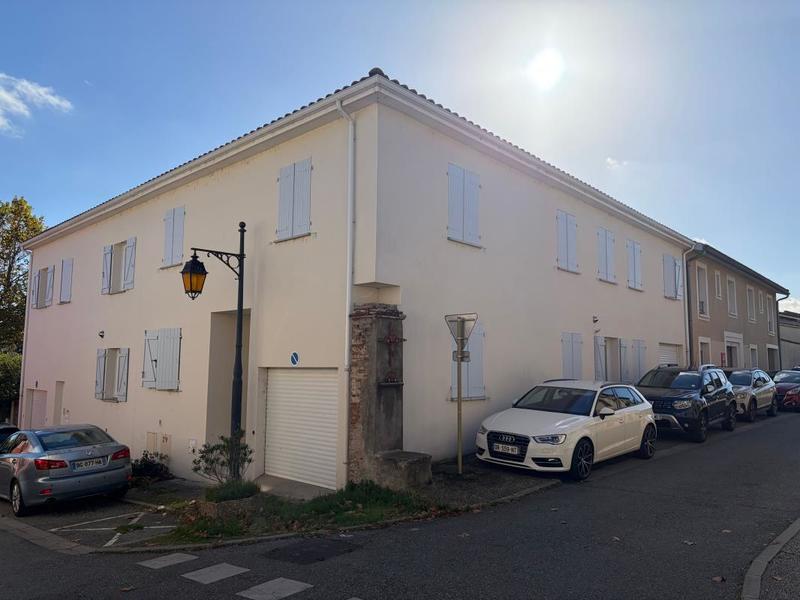 Maison de ville - 195 m² - 4 pièces