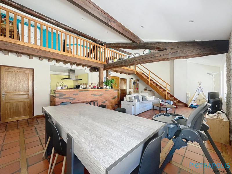 Appartement - 125 m² - 4 pièces