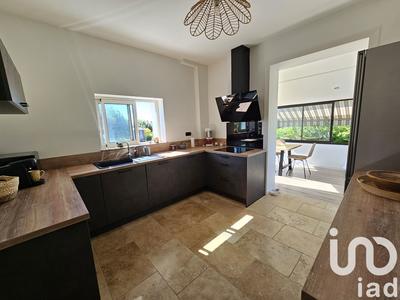 Maison - 180 m² - 10 pièces