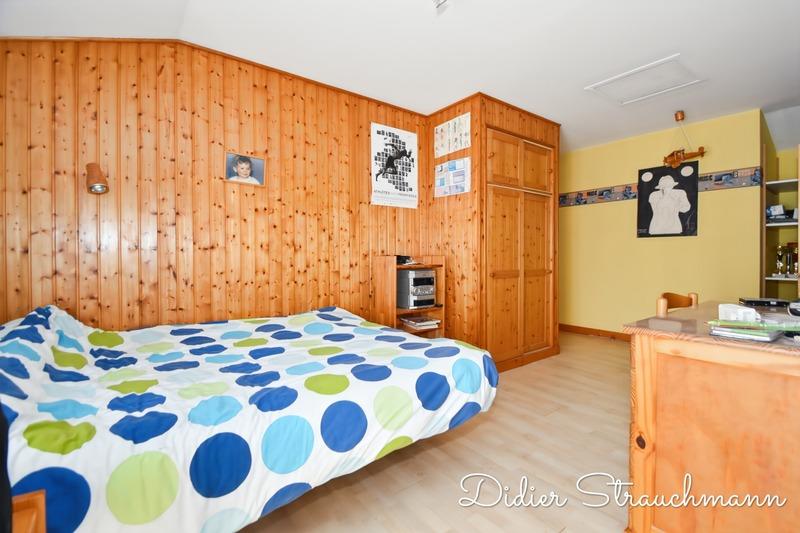 Maison - 200 m² - 7 pièces