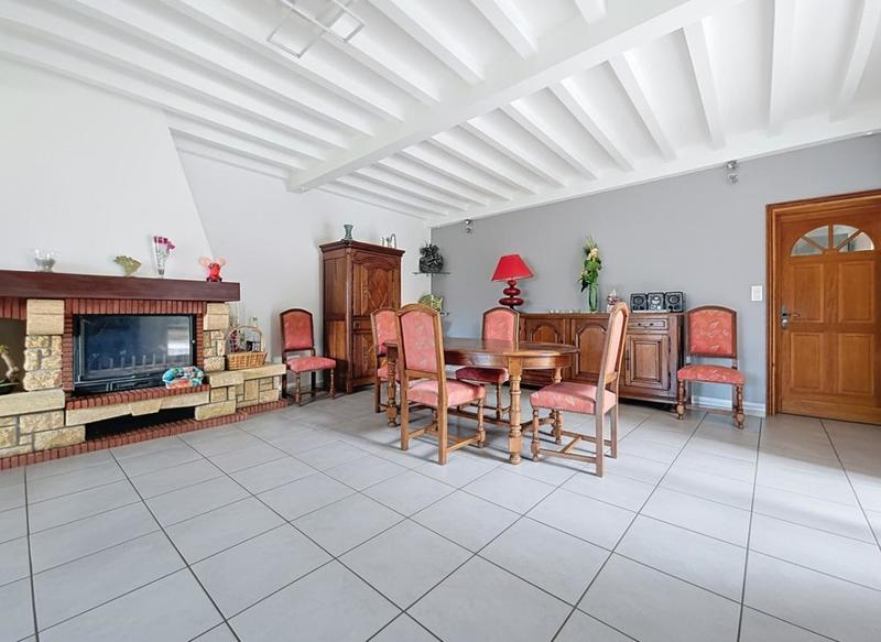 Maison - 211 m² - 6 pièces