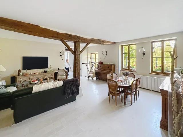 Corps de ferme - 271 m² - 8 pièces