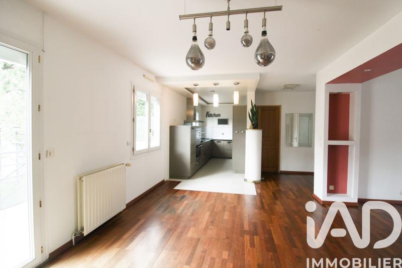 Maison - 98 m² - 5 pièces