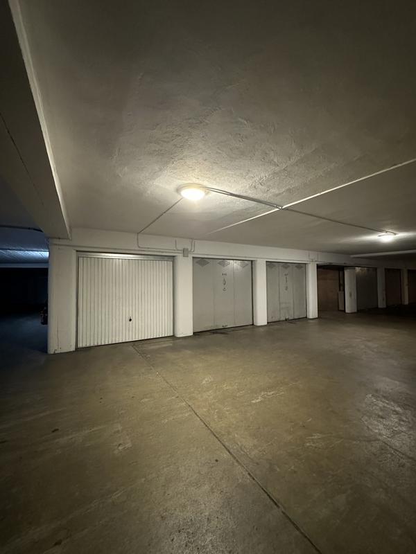Parking / Garage - 15 m²