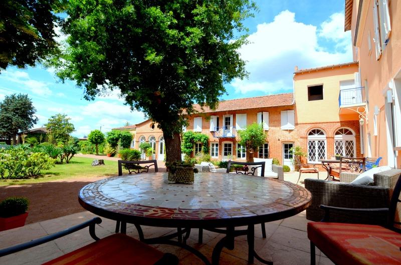 Maison bourgeoise - 395 m² - 11 pièces