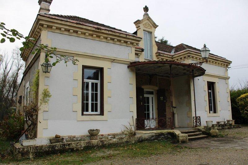 Maison - 178 m² - 6 pièces