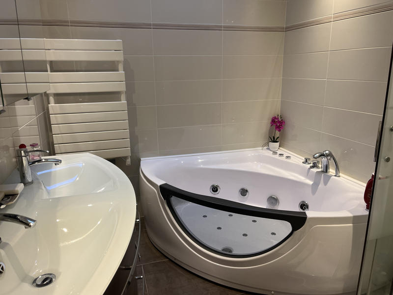 Maison - 159 m² - 6 pièces