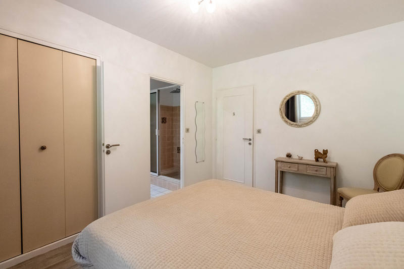 Maison - 199 m² - 8 pièces