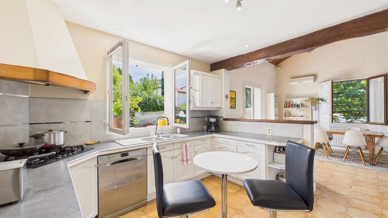 Maison - 107 m² - 5 pièces