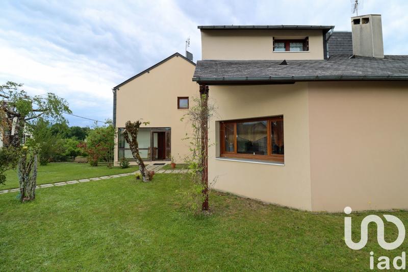 Maison de maîtres - 230 m² - 9 pièces