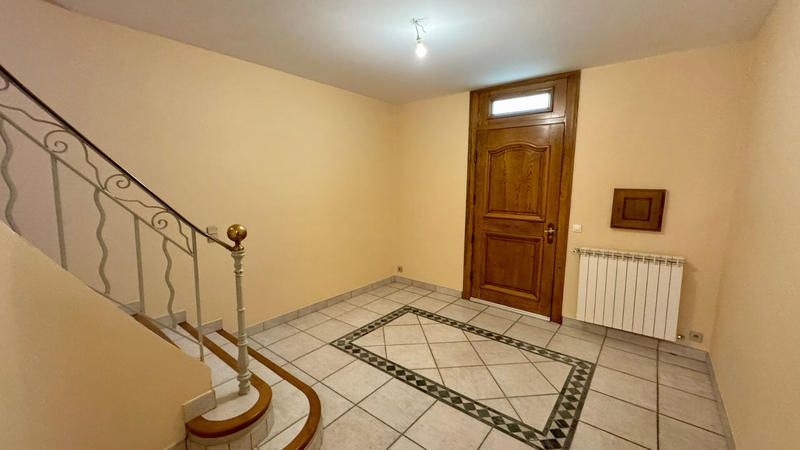 Appartement - 202 m² - 5 pièces