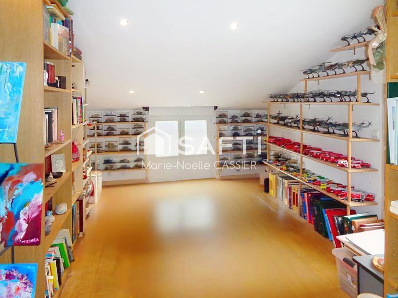 Maison - 98 m² - 6 pièces