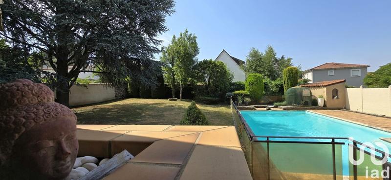 Maison - 235 m² - 7 pièces