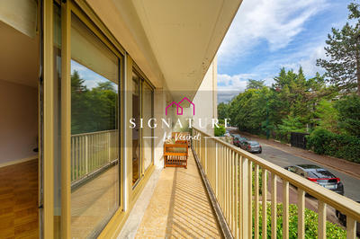 Appartement - 110 m² - 5 pièces