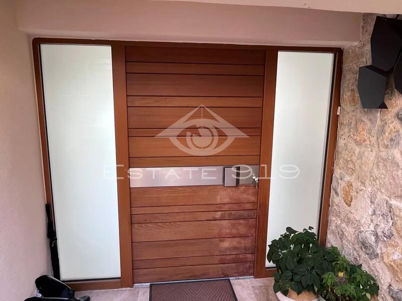 Villa - 400 m² - 8 pièces