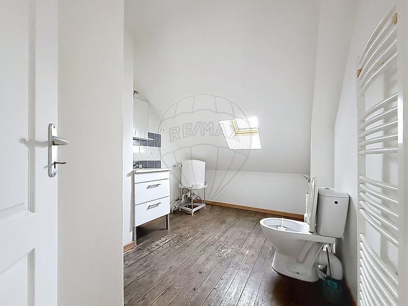 Immeuble - 80 m² - 5 pièces