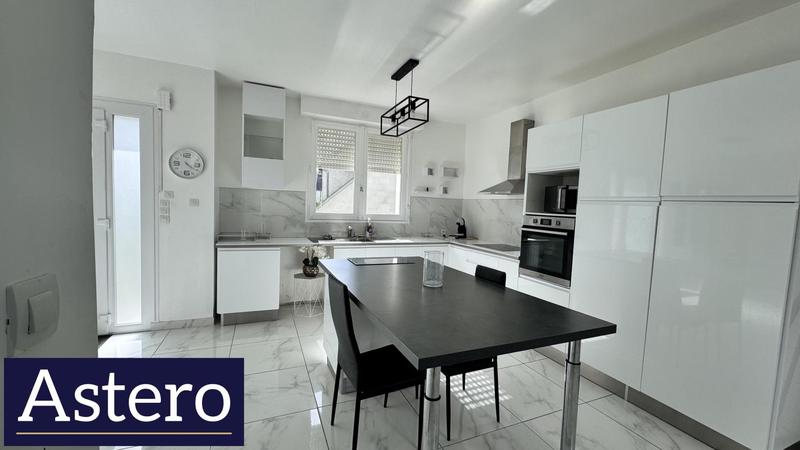 Maison - 196 m² - 6 pièces