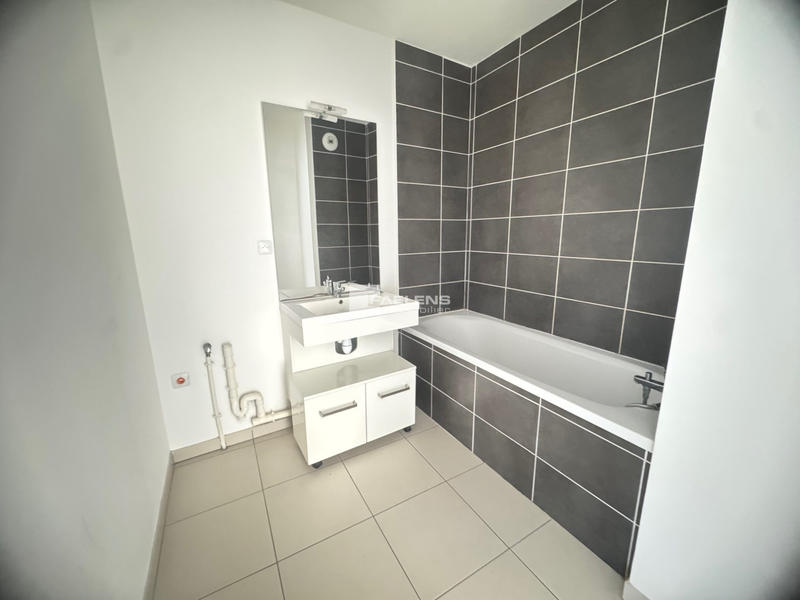 Appartement - 91 m² - 4 pièces