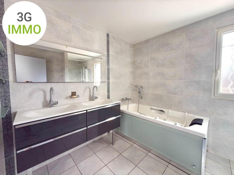 Villa - 168 m² - 4 pièces