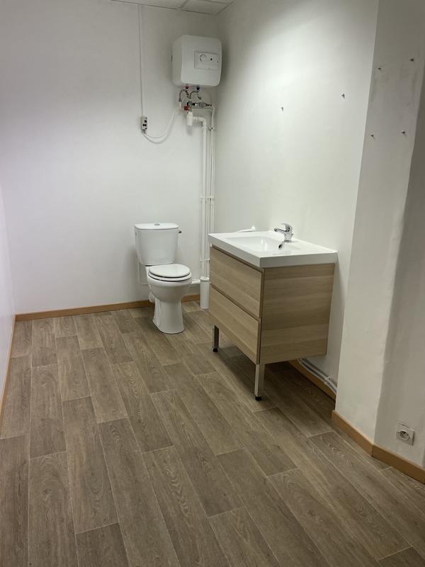 Local commercial - 200 m²