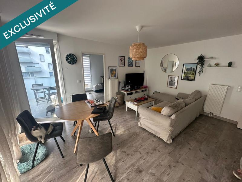 Appartement - 80 m² - 4 pièces