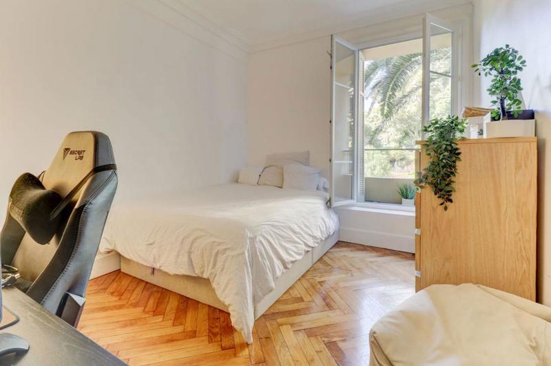 Appartement - 140 m² - 5 pièces