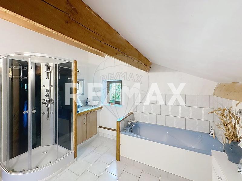 Mas - 191 m² - 6 pièces