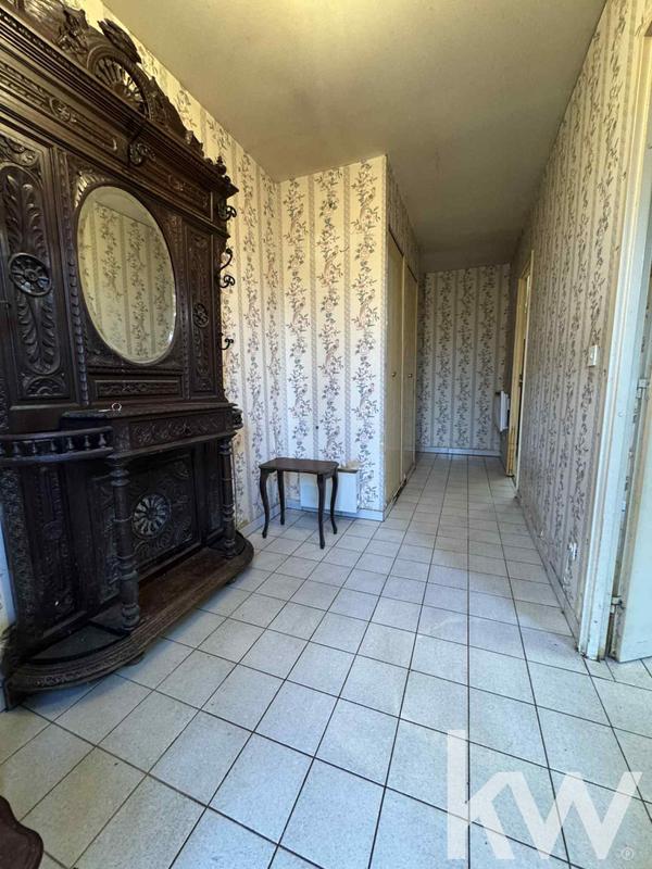 Maison - 90 m² - 4 pièces