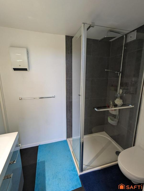 Maison - 177 m² - 8 pièces