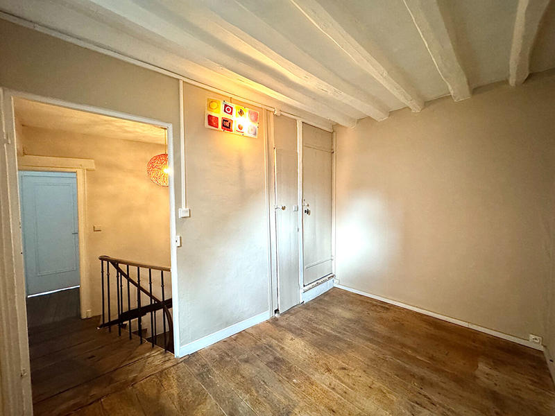 Maison - 175 m² - 7 pièces