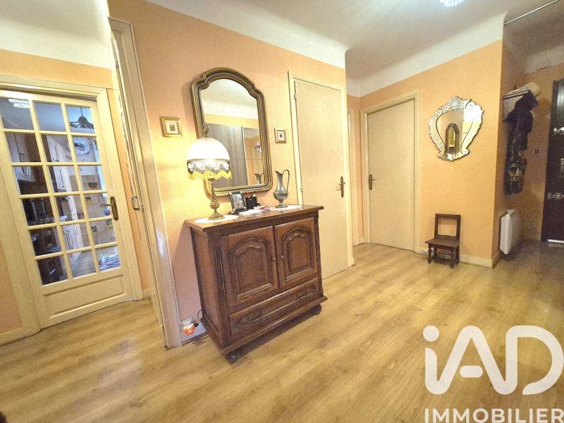 Appartement - 77 m² - 3 pièces