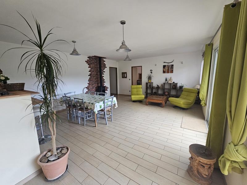 Villa - 104 m² - 4 pièces