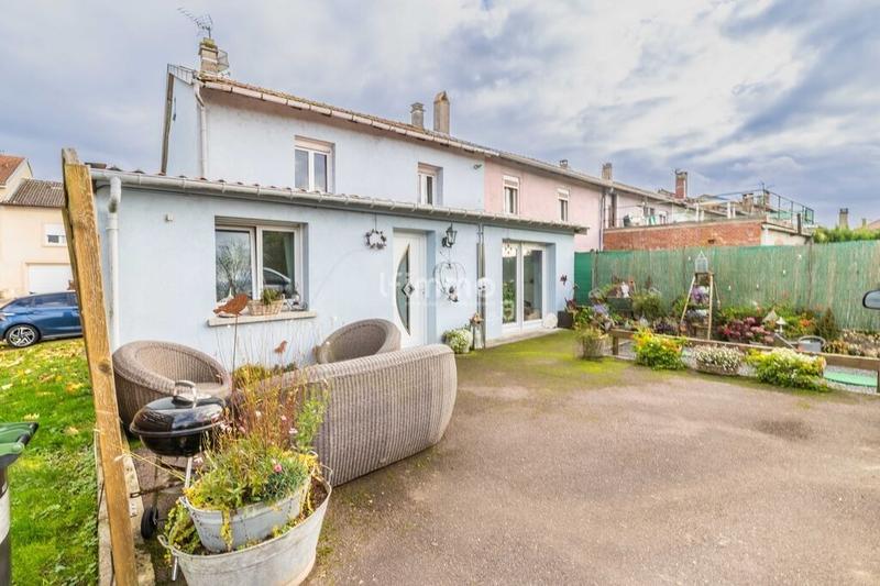 Maison - 115 m² - 6 pièces