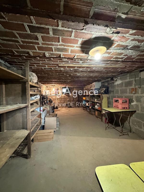 Maison - 199 m² - 7 pièces