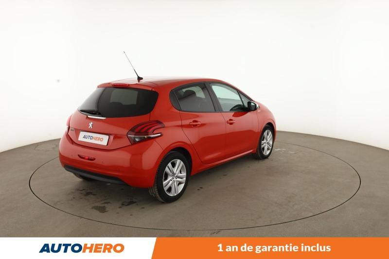Peugeot 208 1.6 Blue-HDi Style 5p 100 ch