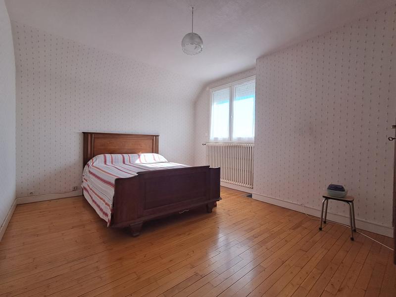 Maison - 107 m² - 6 pièces