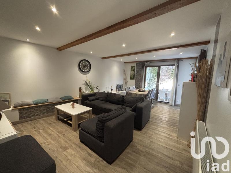 Maison - 156 m² - 9 pièces