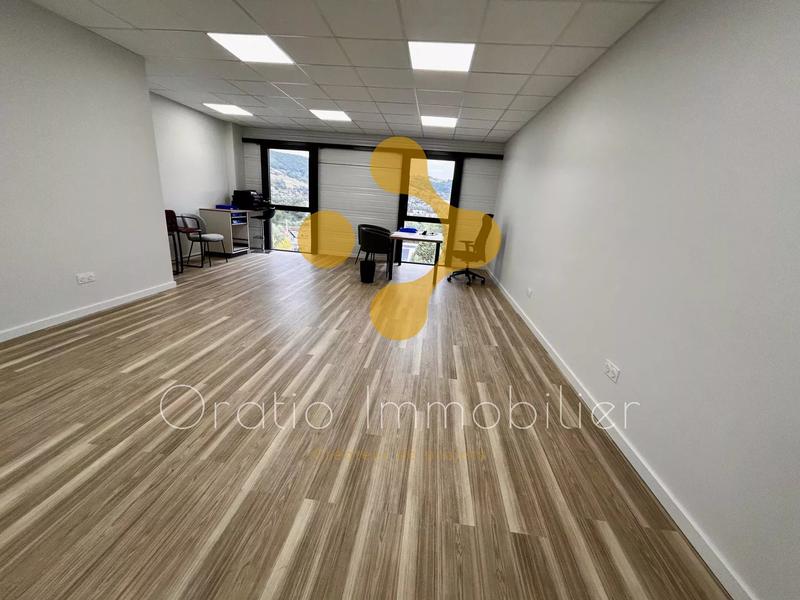 Bureau - 50 m² - 1 pièce