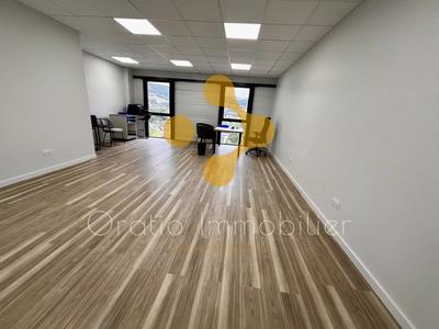 Bureau - 50 m² - 1 pièce