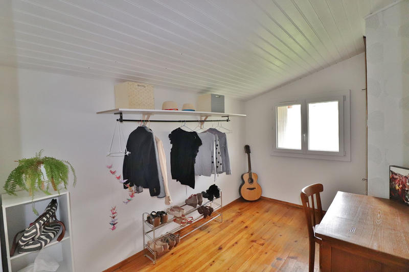 Villa - 137 m² - 6 pièces