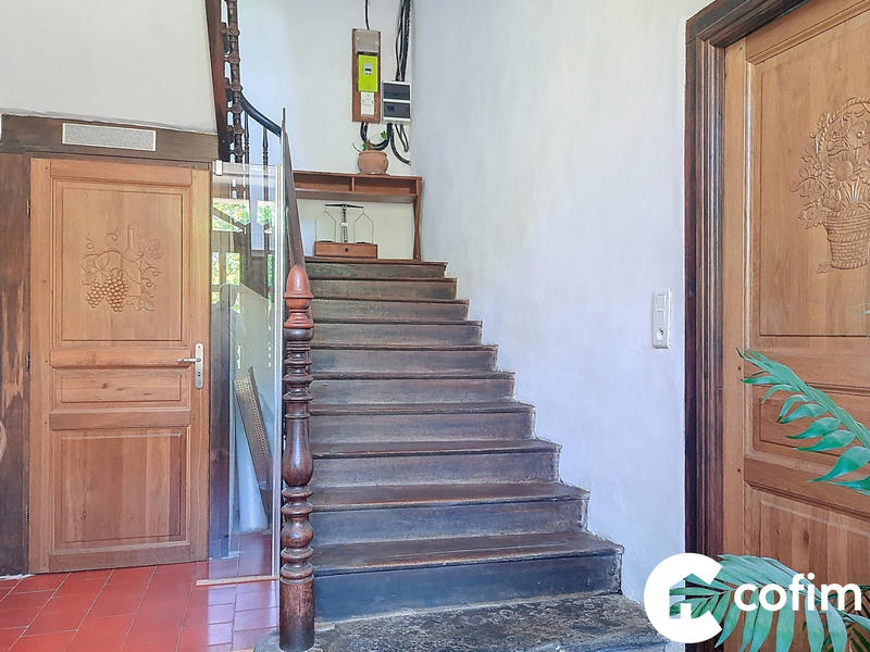 Maison ancienne - 244 m² - 7 pièces