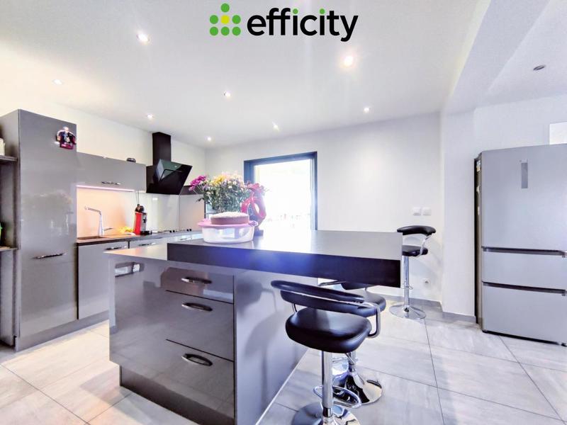 Maison d'architecte - 218 m² - 6 pièces