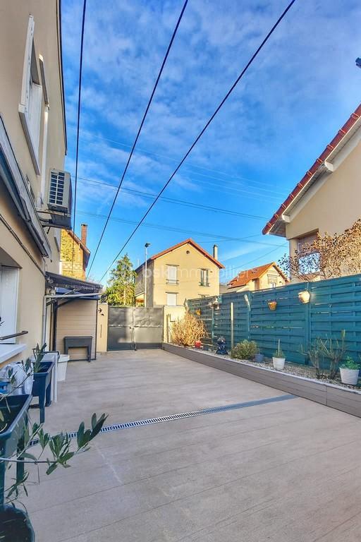 Longère - 107 m² - 5 pièces